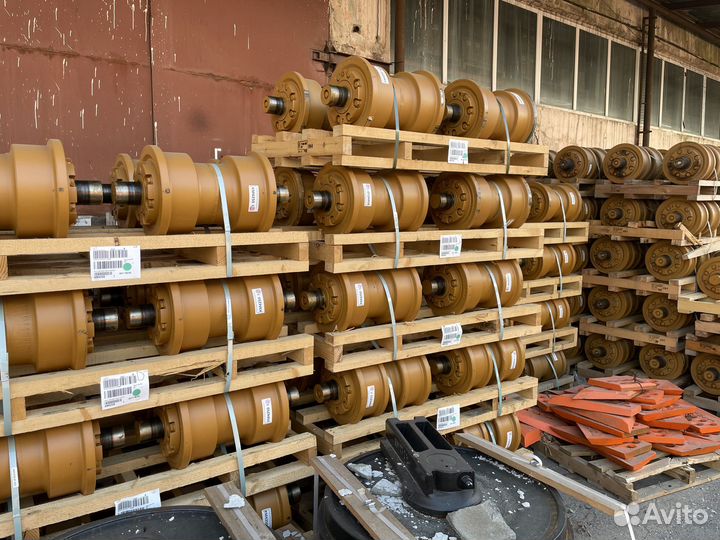 Комплект ходовой части для бульдозера SEM 816/822