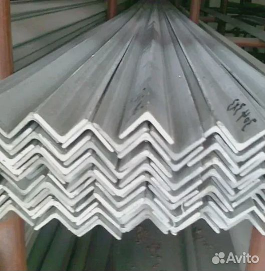 Уголок стальной