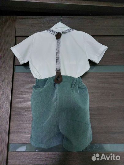 Нарядный костюм для мальчика на 2 года + подарки