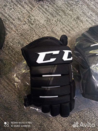 Перчатки CCM tacks 4R PRO SR 15