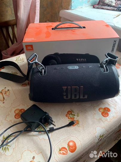 Колонка jbl xtreme 3