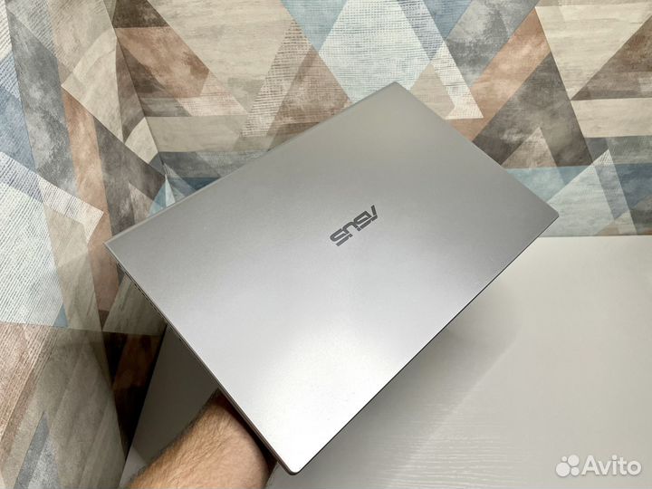 Свежий ноутбук Asus F515JA/Core i3 10gen