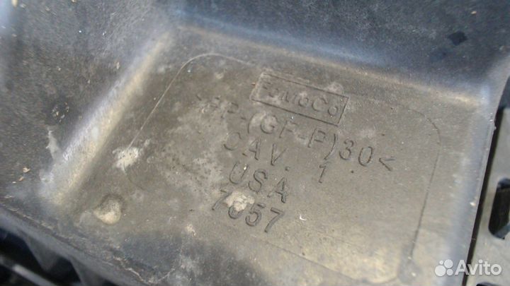 Корпус воздушного фильтра Mazda CX-9, 2008