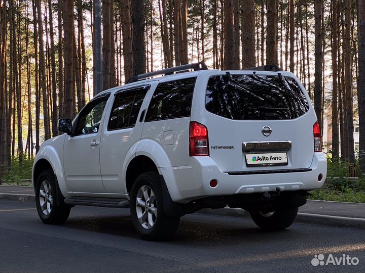 Nissan Pathfinder 2.5 AT, 2012, 214 700 км