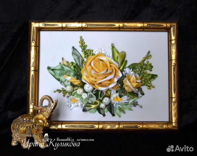 Картина вышитая лентами 