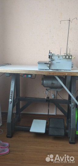 Оверлок промышленный бу