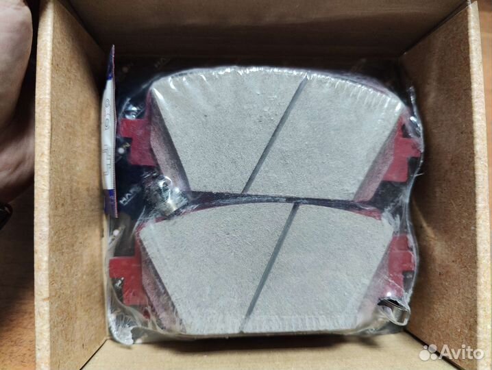 Колодки тормозные передние KIA Sorento MQ4