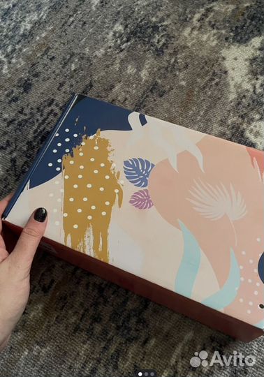 Парик блонд длинный волнистый