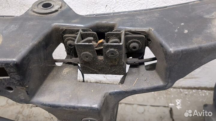 Рамка передняя Land Rover Discovery 3