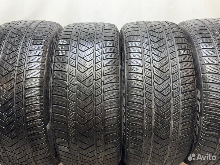 Pirelli Scorpion Winter 265/45 R20