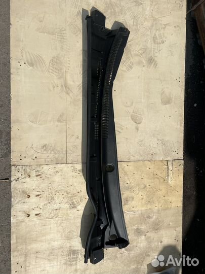 Жабо Toyota corolla 180