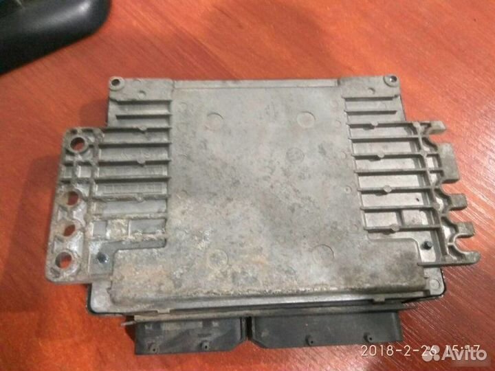Блок управления двигателем Nissan Almera Classic