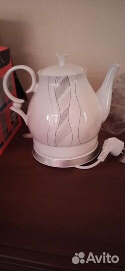 Чайник электрический новый