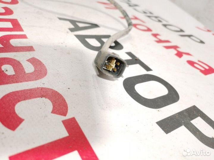 Датчик кислородный Toyota Corolla 120 121 123