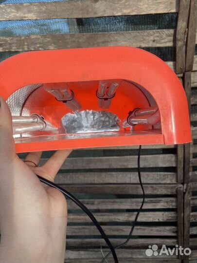 Лампа для ногтей