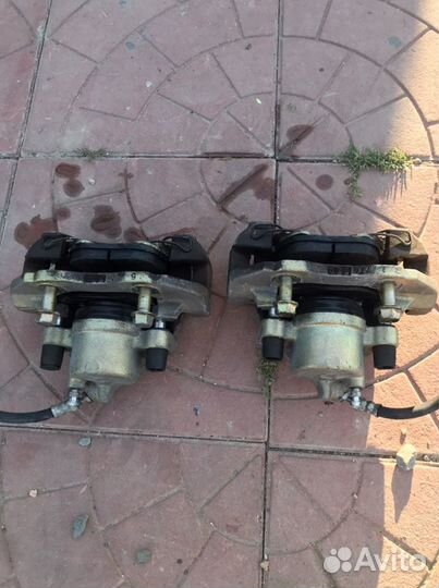 Суппорт передний mazda 3bk