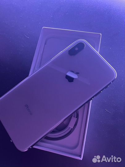iPhone X, 256 ГБ