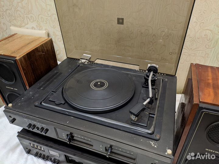 Проигрыватель винила Элегия 106 Стерео