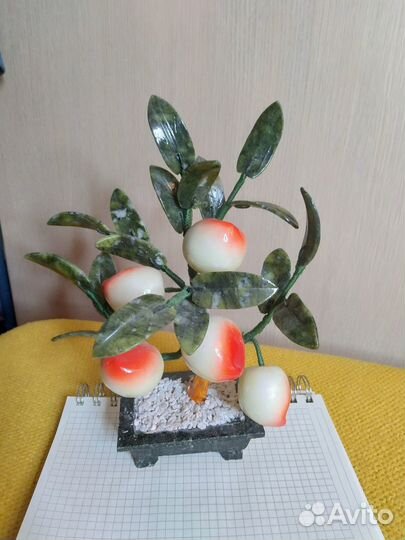 Бронза камень