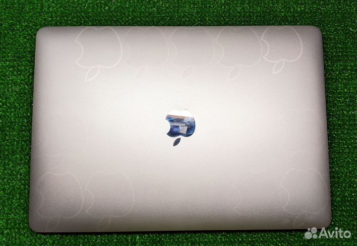 Шикарный Apple MacBook Pro 13 (A1708)