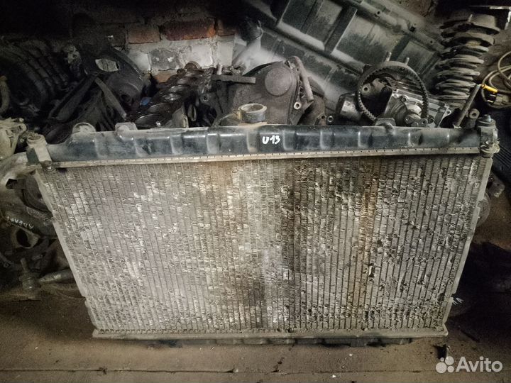 Радиатор охлаждения Нисан Блюберд