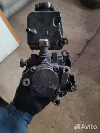 Насос гур гидроусилителя mercedes 202 мерседес С