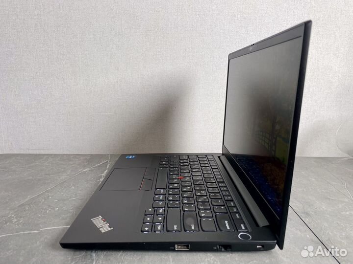 Lenovo ThinkPad E14 Gen 2/i5-1135G7/256Gb/8Gb