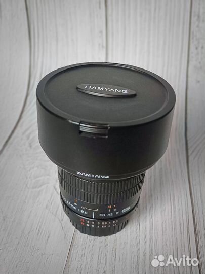 Объектив Samyang ае 14mm f/2.8 ED AS IF UMC Nikon