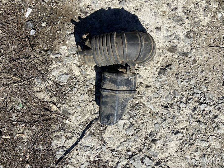 Корпус воздушного фильтра мицубиси pajero 3