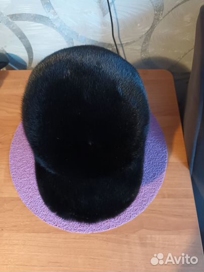 Продам норковую кепку (бейсболку)