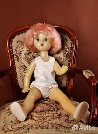 Кукла шагающая большая. СССР