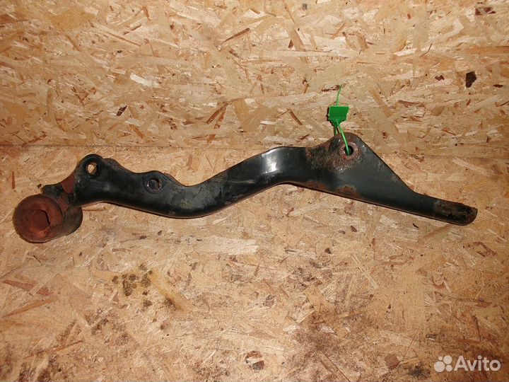 Кронштейн заднего амортизатора кабины MAN