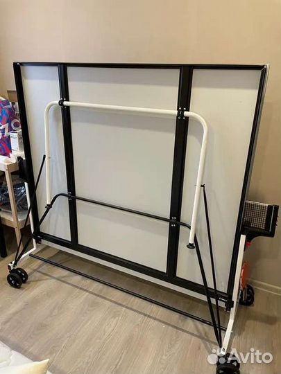 Стол для настольного тенниса