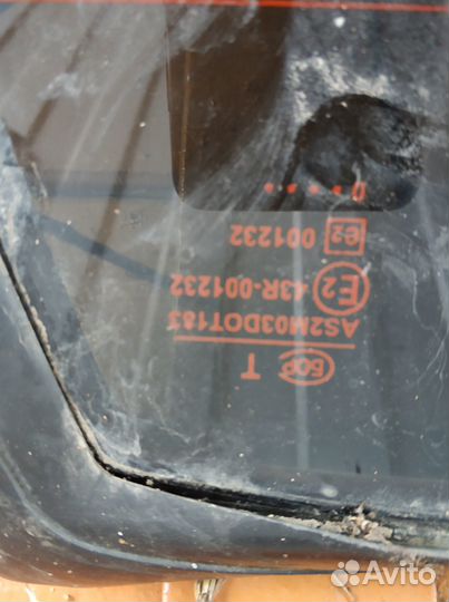 Лобовое и заднее стекло от Ваз 21099