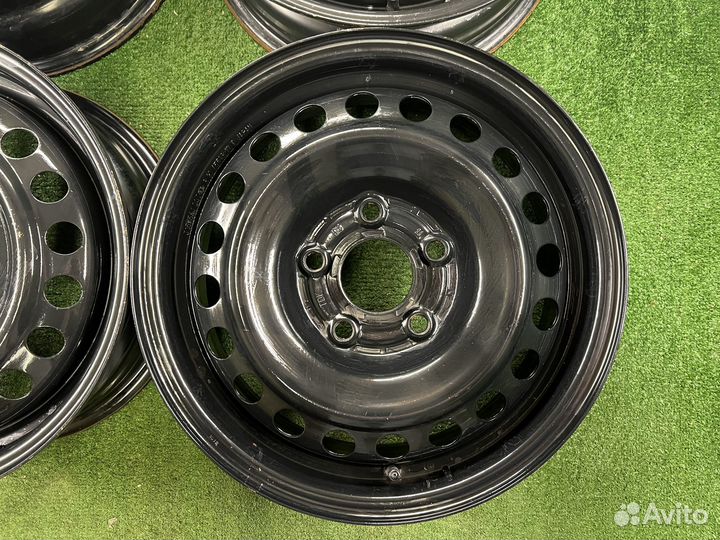 R15 5x114.3 5.5JJ ET+45 Цо64,1мм Honda оригинал