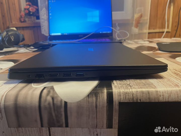 Ноутбук asus Extensa 215-31