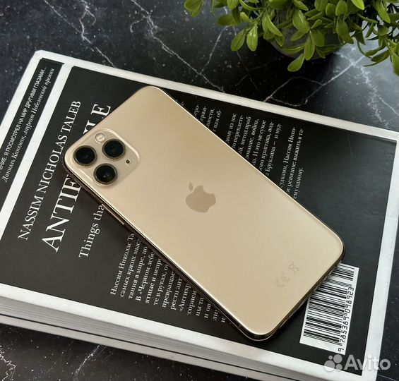 iPhone 11 Pro, 64 ГБ