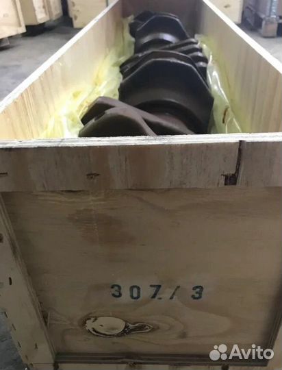 Коленвал CAT