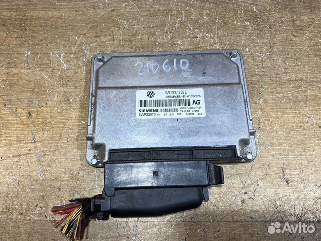 Блок управления раздаткой VW Touareg GP 210610