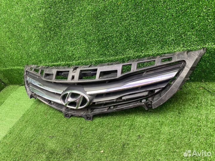 Решетка радиатора Hyundai Solaris рестайлинг 5586