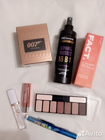 Набор новой косметики