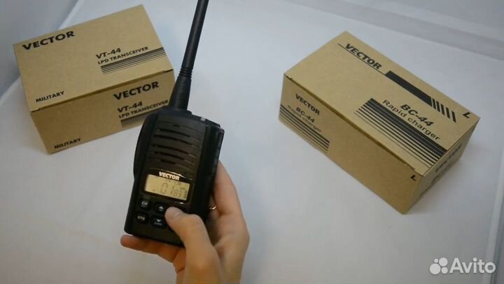 Рация Vector VT-44 Military