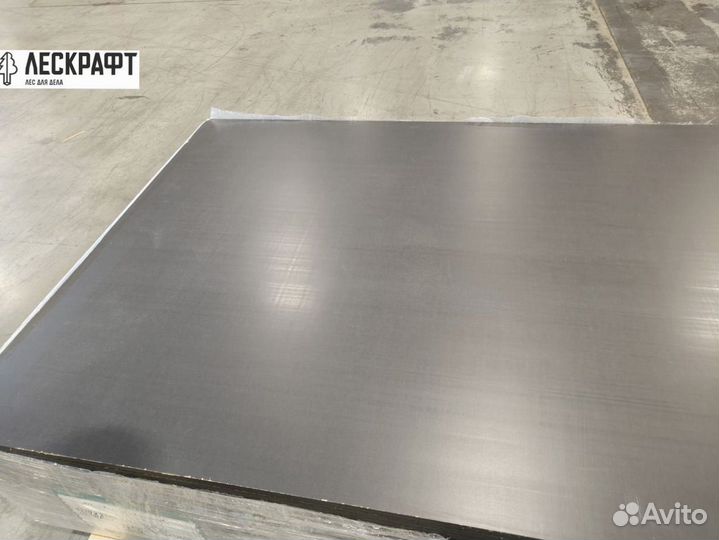 Фанера флф черная 18*1220*2440 мм сорт 1/1 220/220