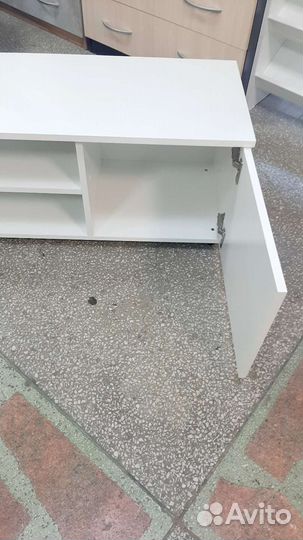 Тумба под телевизор белая (новая)