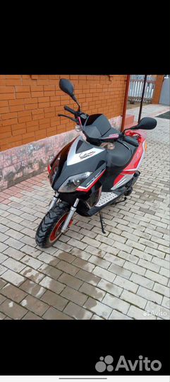 Скутер Stels Vortex 150