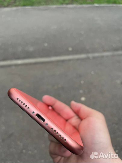 iPhone Xr, 64 ГБ