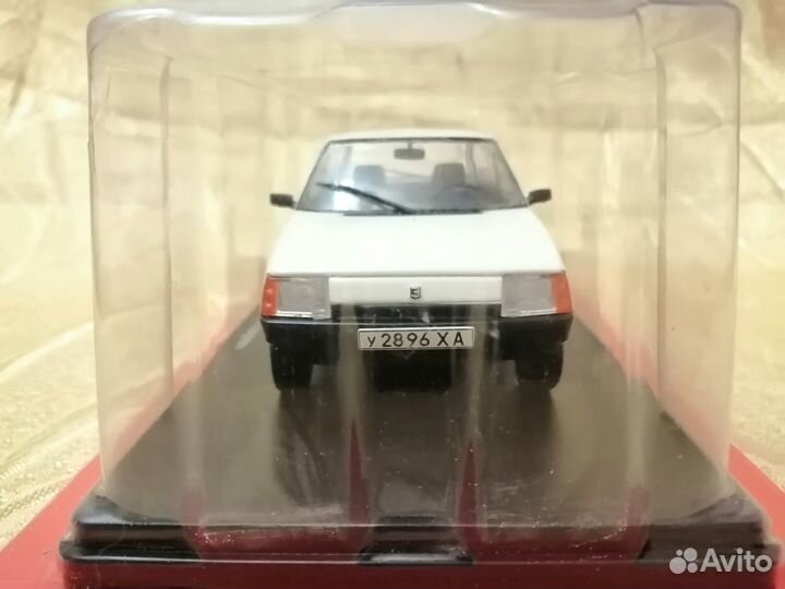 Модель заз-1102 «Таврия» в масштабе 1:24