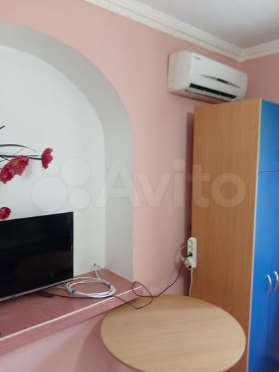 Комната 15 м² в 1-к., 1/3 эт.