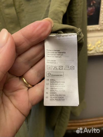 HM s зеленая блузка красивая