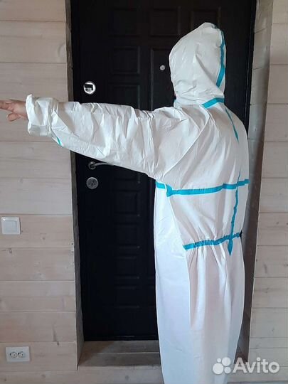 Защитный костюм